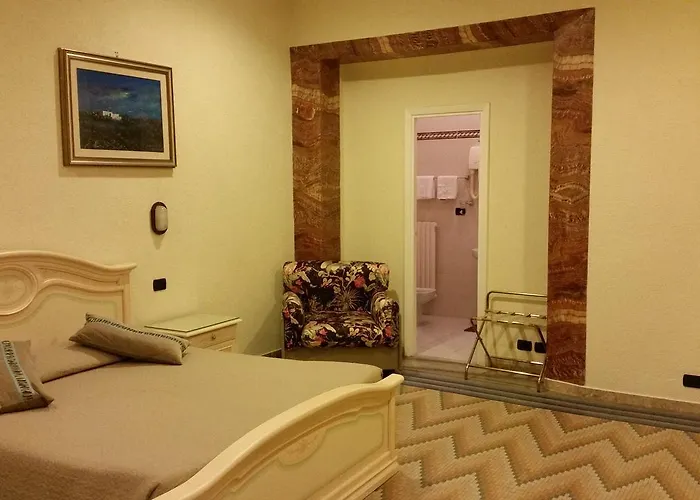 Croce Di Malta Hotel 2*