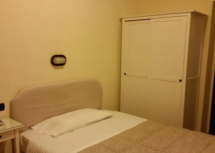 Hotel Croce Di Malta 2*