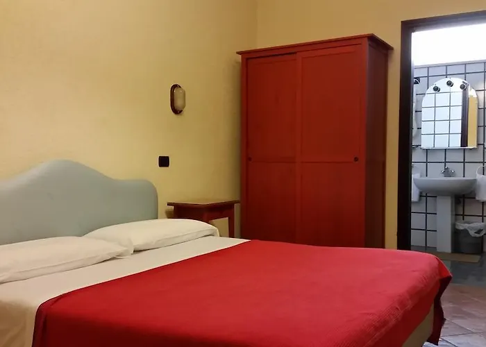 Hotel Croce Di Malta 2*